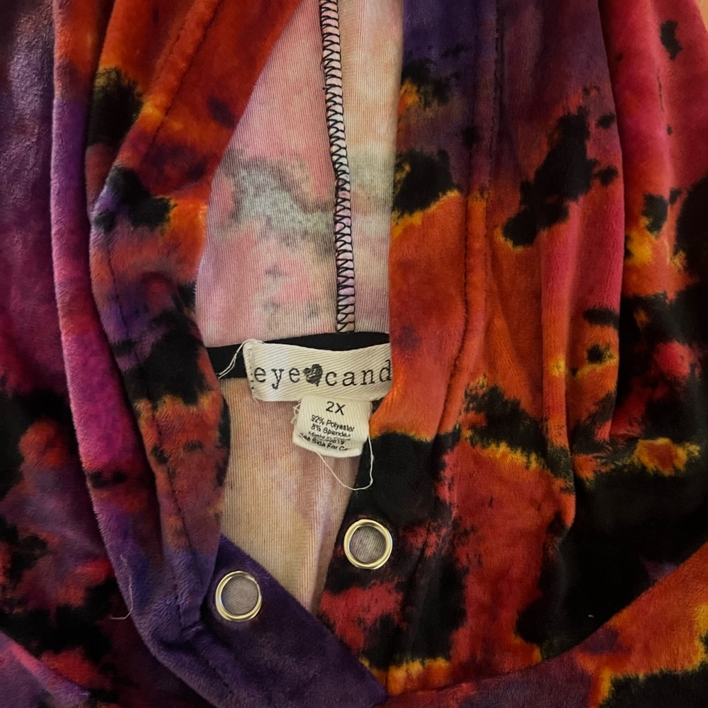 Sweater - Picture 2 of 2